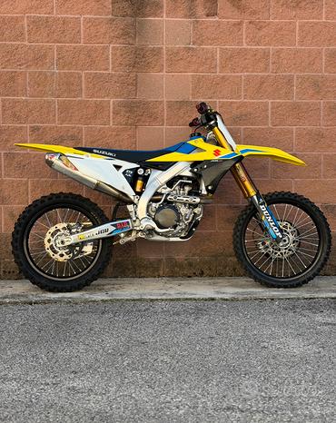 Suzuki RM-Z 450 2018 - foto 1